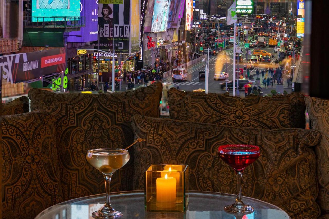 Renaissance New York Times Square Hotel By Marriott Esterno foto